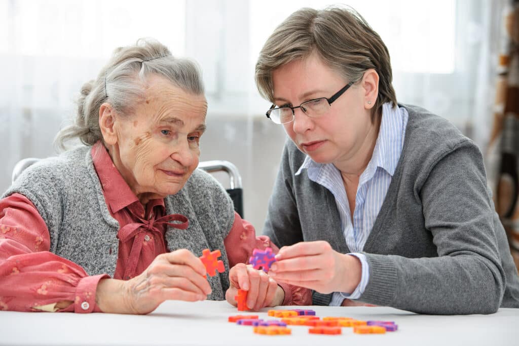 Memory Care in Oak Park CA